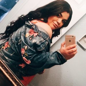 Meet your Posher, Marissa nicole